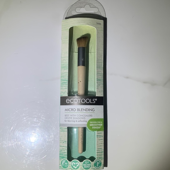 ๐๐EcoTools Micro Blending Makeup Brush - NWT๐๐ - Picture 1 of 6